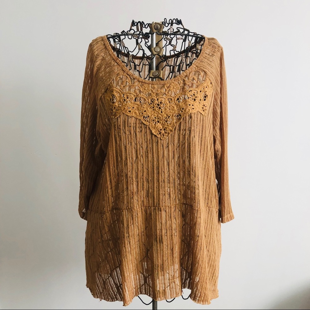Buckle 3/4 Top
